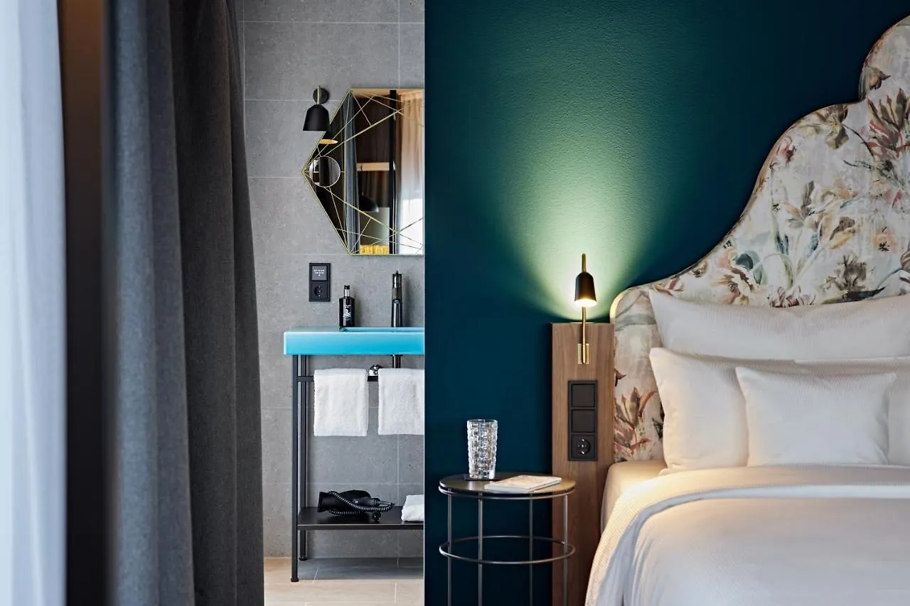 ****  Me And All Hotel Dusseldorf Oberkassel, By Hyatt ألمانيا